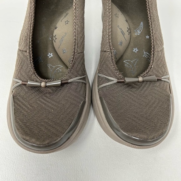 BZEES Shoes Women’s 7M Brown Electric Slip-On Closed Toe Comfort Chunky Heel - Picture 6 of 12